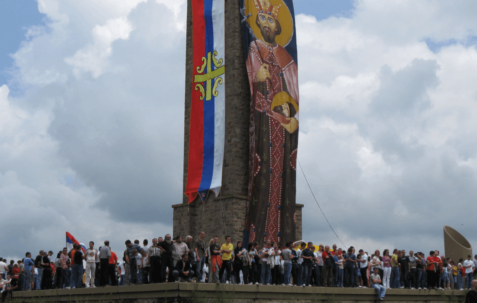 VIDOVDAN KAO ZLA KOB SRPSKOG NARODA: Od Kosovskog boja, preko atentata u Sarajevu do Slobinog izručenja u Hag!